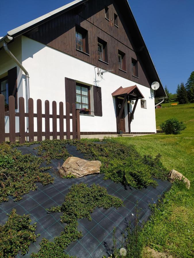 U Tomicku Hotel Paseky nad Jizerou Buitenkant foto
