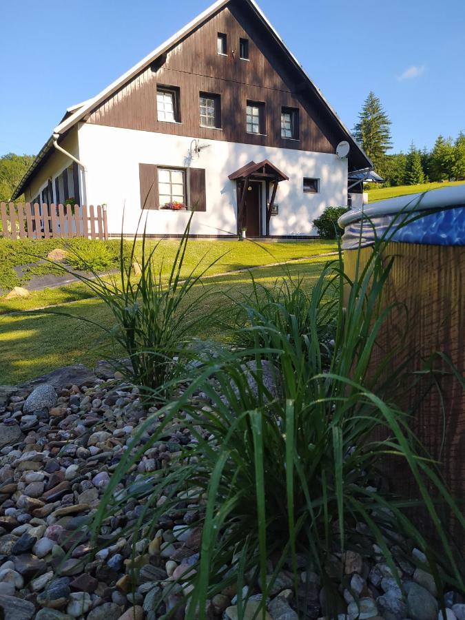 U Tomicku Hotel Paseky nad Jizerou Buitenkant foto