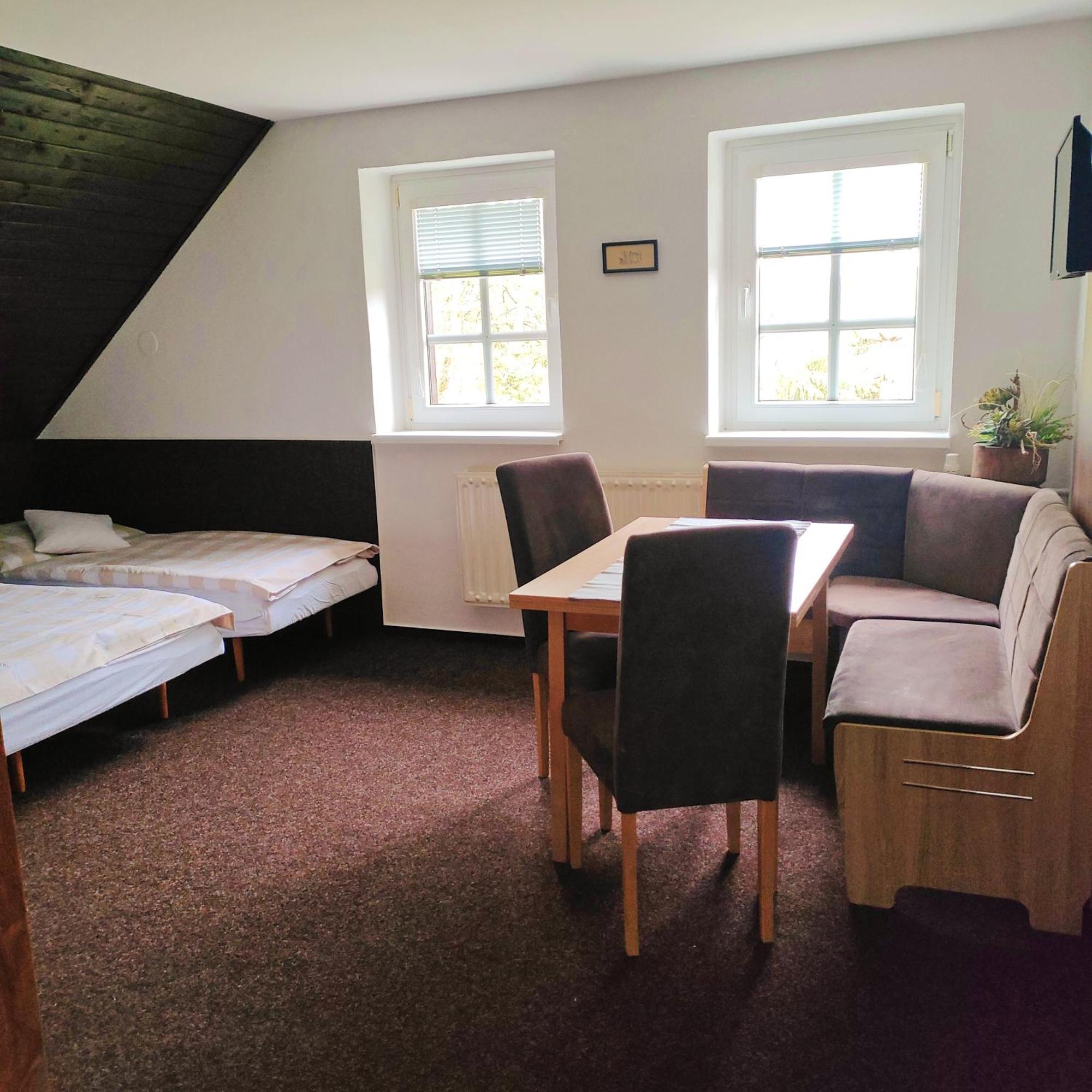 U Tomicku Hotel Paseky nad Jizerou Buitenkant foto