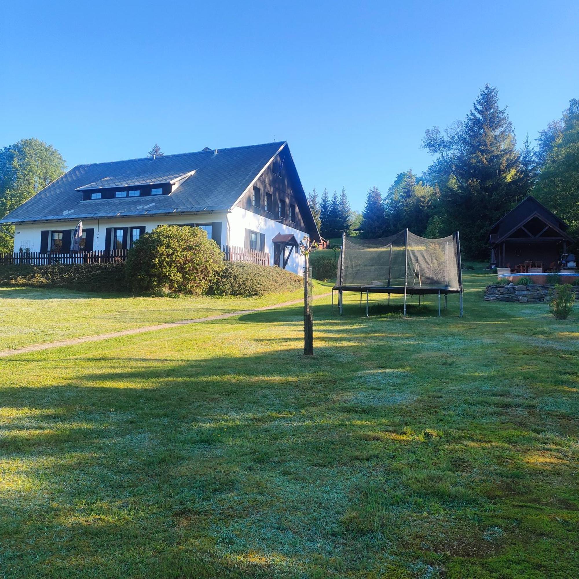 U Tomicku Hotel Paseky nad Jizerou Buitenkant foto